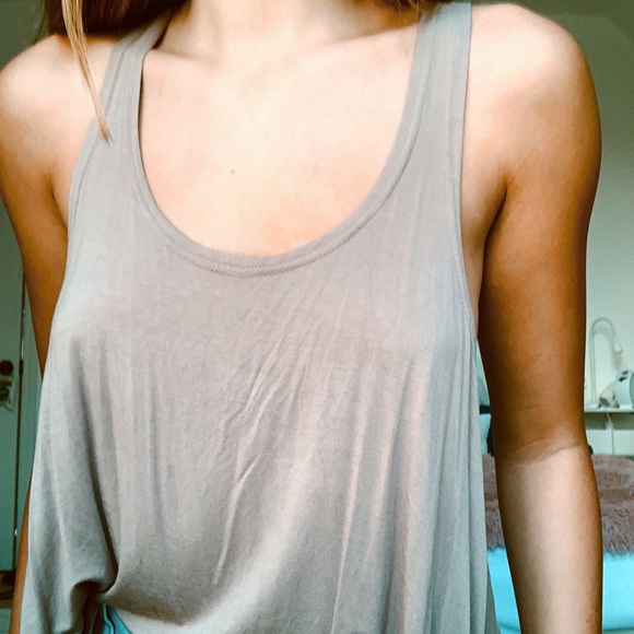 ⚡️Brown Open Back Tank Top⚡️ - Picture 1 of 3